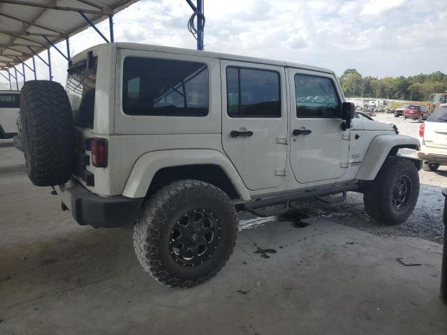 1C4BJWEG9CL119070 - 2012 JEEP WRANGLER U SAHARA თეთრი ფოტო 3