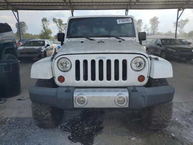 1C4BJWEG9CL119070 - 2012 JEEP WRANGLER U SAHARA თეთრი ფოტო 5