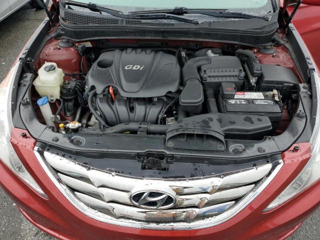 5NPEC4AC6DH794816 - 2013 HYUNDAI SONATA SE RED photo 11