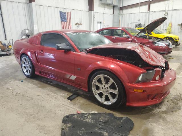 1ZVFT82H555106714 - 2005 FORD MUSTANG GT MAROON photo 4