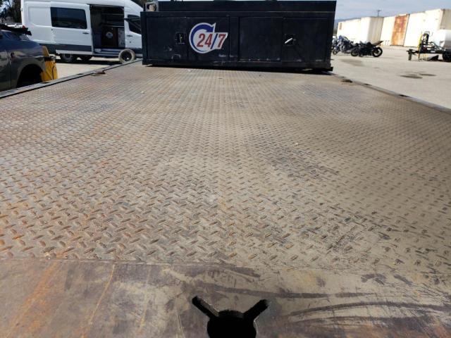 3C7WRMDJ4HG609516 - 2017 RAM 5500 Белый фото 10