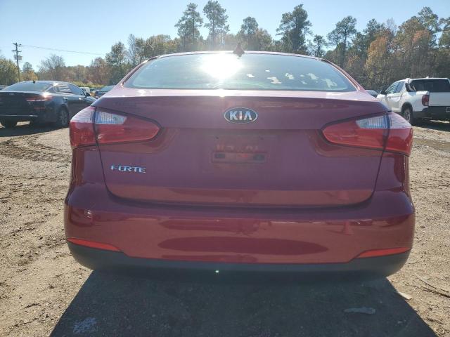 KNAFK4A62G5576617 - 2016 KIA FORTE LX RED photo 6