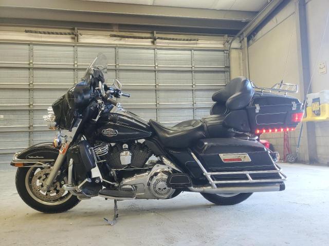 1HD1FC4198Y618033 - 2008 HARLEY-DAVIDSON FLHTCUI 黑色 照片 3