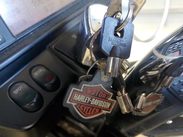 1HD1FC4198Y618033 - 2008 HARLEY-DAVIDSON FLHTCUI 黑色 照片 8