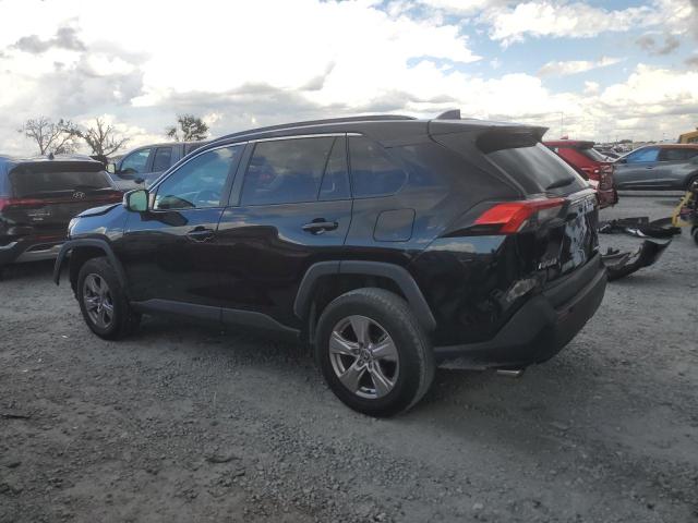 2T3W1RFV8NW190552 - 2022 TOYOTA RAV4 XLE BLACK photo 2