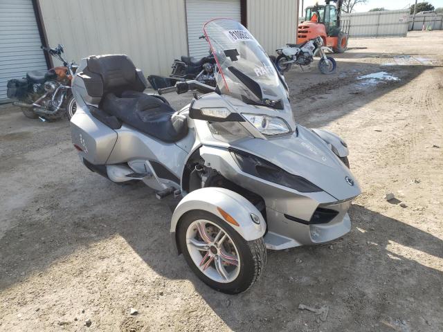 2BXJBWC18AV000834 - 2010 CAN-AM SPYDER ROA RTS GRAY photo 1