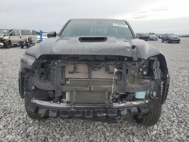 3TMLB5JN7RM019735 - 2024 TOYOTA TACOMA DOUBLE CAB ნაცრისფერი ფოტო 5