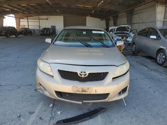 2T1BU4EE2AC403090 - 2010 TOYOTA COROLLA BASE Złoty zdjęcie 5