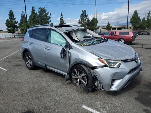 2T3WFREV1HW376618 - 2017 TOYOTA RAV4 XLE SILVER photo 4