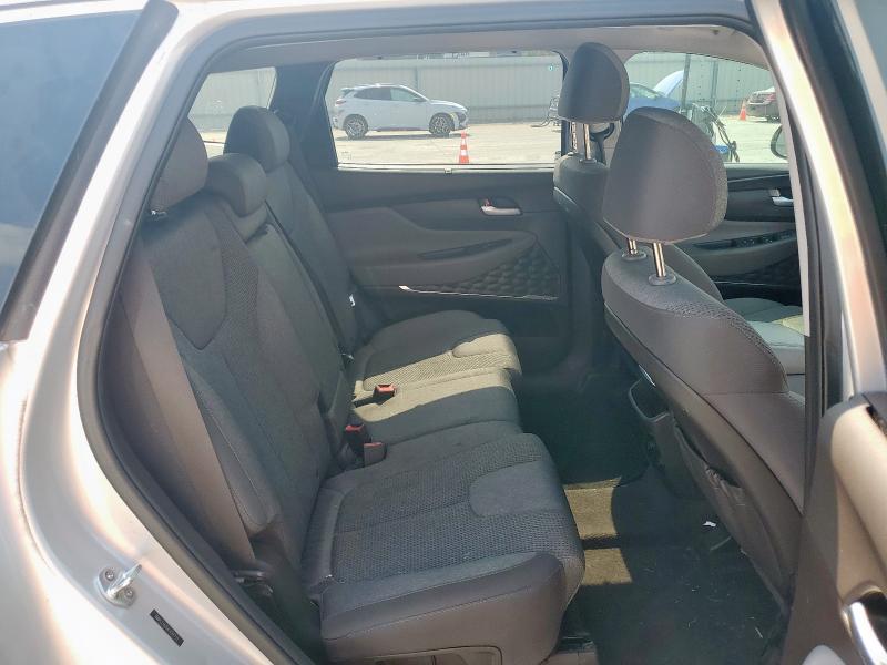 5NMS33AD6KH018752 - 2019 HYUNDAI SANTA FE SEL Argent photo 11
