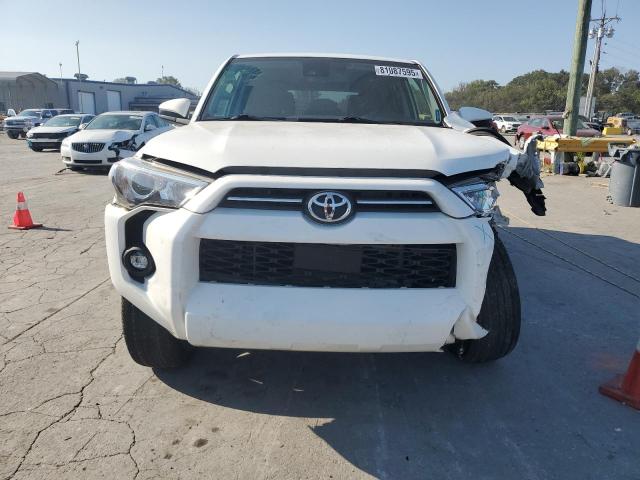 JTEMU5JR6M5941280 - 2021 TOYOTA 4RUNNER SR5/SR5 PREMIUM أبيض صورة 5