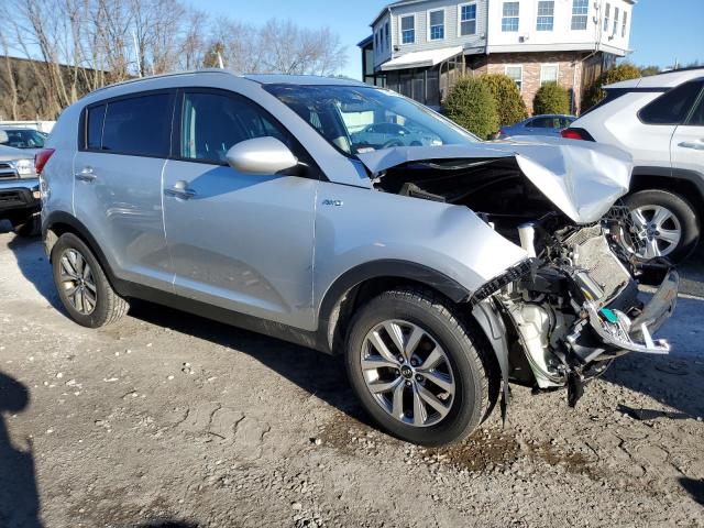 KNDPBCAC1G7874524 - 2016 KIA SPORTAGE LX SILVER photo 4