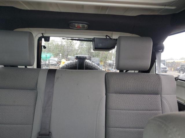 1J4GA59117L212753 - 2007 JEEP WRANGLER SAHARA SILVER photo 10