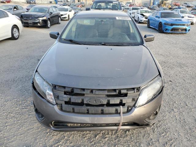 3FAHP0HA5BR112555 - 2011 FORD FUSION SE GRAY photo 5