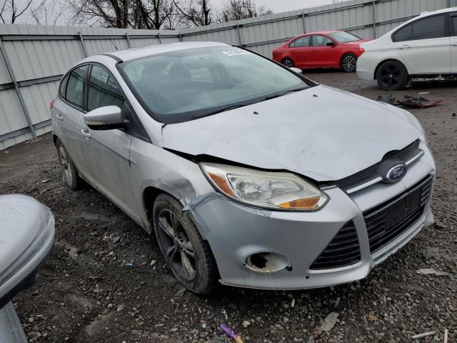 1FADP3K27DL119235 - 2013 FORD FOCUS SE SILVER photo 4