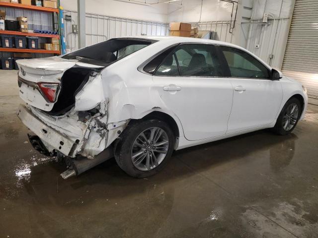 4T1BF1FK2GU193434 - 2016 TOYOTA CAMRY LE WHITE photo 3