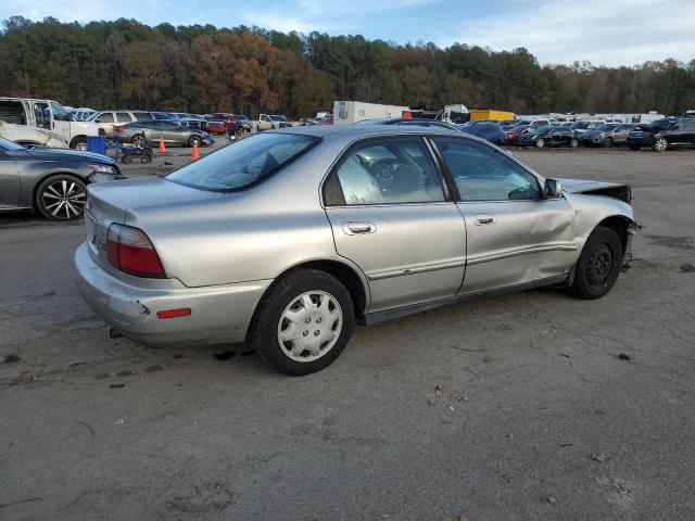 1HGCD5631VA250964 - 1997 HONDA ACCORD LX BEIGE photo 3