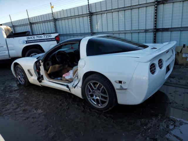 1G1YY22GX45114056 - 2004 CHEVROLET CORVETTE WHITE photo 2