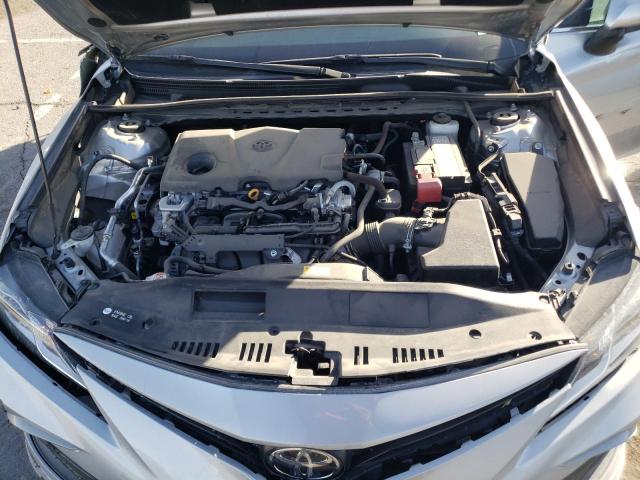 4T1C11AK4NU628882 - 2022 TOYOTA CAMRY LE SILVER photo 11