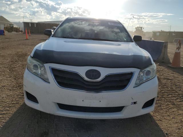 4T1BF3EK5AU523507 - 2010 TOYOTA CAMRY BASE WHITE photo 5