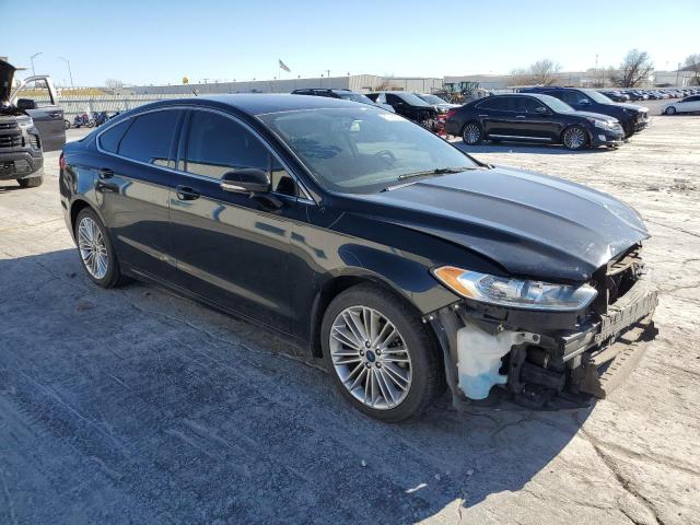 3FA6P0H92GR281887 - 2016 FORD FUSION SE BLACK photo 4