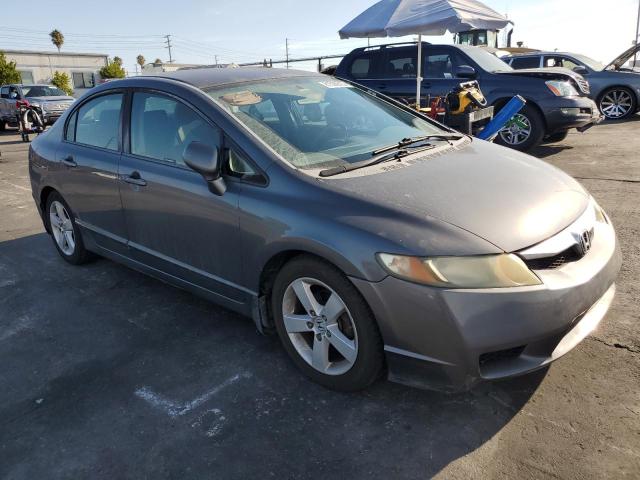 2HGFA1F63AH305869 - 2010 HONDA CIVIC LX-S ნაცრისფერი ფოტო 4