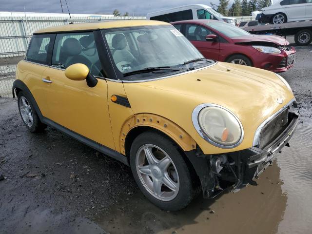 WMWMF335X7TT52260 - 2007 MINI COOPER YELLOW photo 4