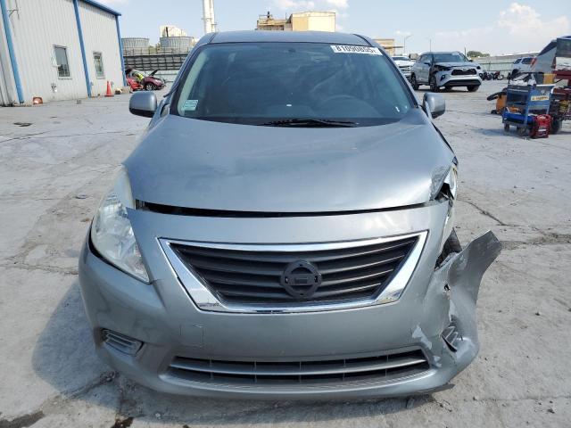 3N1CN7AP6CL879937 - 2012 NISSAN VERSA S 银色 照片 5