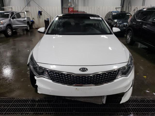 5XXGU4L31GG095063 - 2016 KIA OPTIMA EX WHITE photo 5