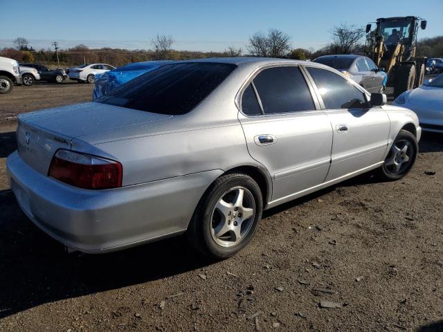 19UUA56653A018758 - 2003 ACURA 3.2TL SILVER photo 3