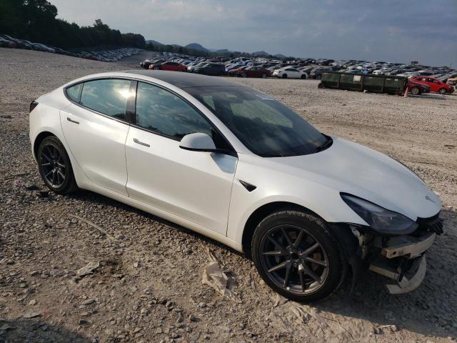 5YJ3E1EA2MF084707 - 2021 TESLA MODEL 3 WHITE photo 4