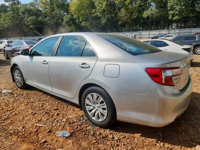 4T1BF1FKXDU209052 - 2013 TOYOTA CAMRY L SILVER photo 2