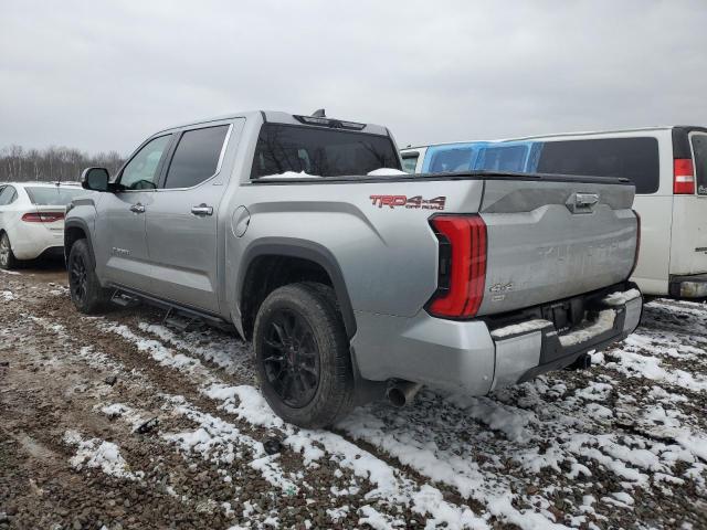 5TFJA5DB2NX046082 - 2022 TOYOTA TUNDRA CREWMAX LIMITED GRAY photo 2