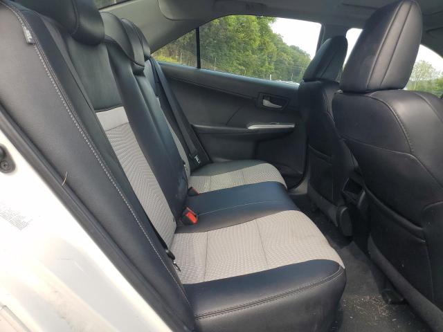 4T1BF1FK2EU309826 - 2014 TOYOTA CAMRY L WHITE photo 10
