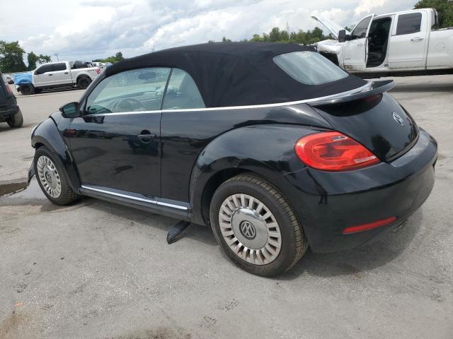 3VW5P7AT3DM819183 - 2013 VOLKSWAGEN BEETLE BLACK photo 2
