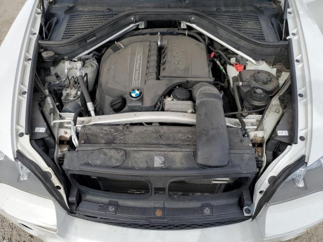 5UXZV4C59D0G53134 - 2013 BMW X5 XDRIVE35I WHITE photo 12