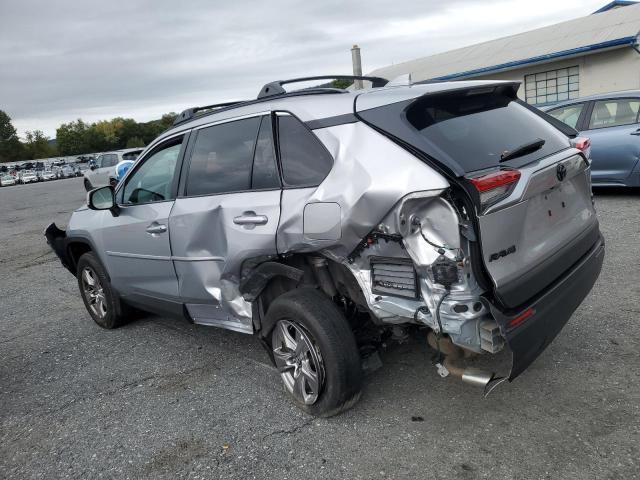 2T3P1RFV0PC360234 - 2023 TOYOTA RAV4 XLE Gümüş fotoğraf 2