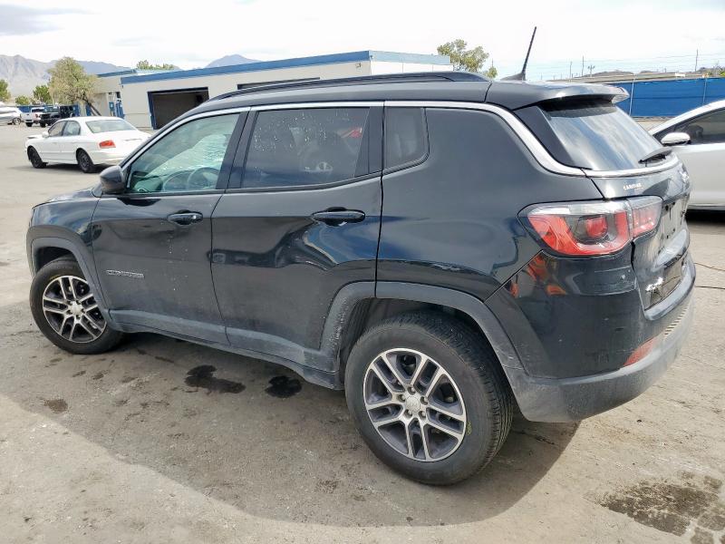 3C4NJDBB9JT179362 - 2018 JEEP COMPASS LATITUDE შავი ფოტო 2