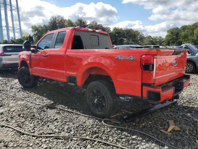1FT8X2BA7RED01431 - 2024 FORD F250 SUPER DUTY Rojo foto 2