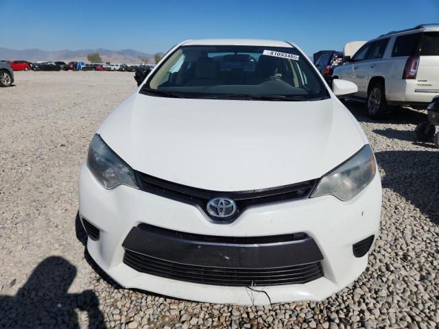 5YFBURHE3FP245018 - 2015 TOYOTA COROLLA L WHITE photo 5
