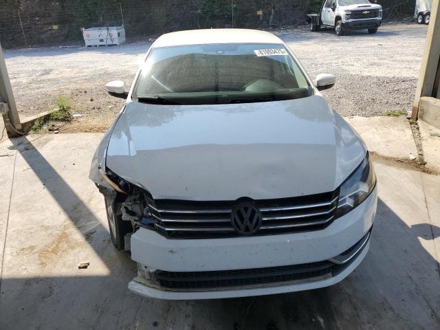 1VWAS7A32EC027395 - 2014 VOLKSWAGEN PASSAT S WHITE photo 5