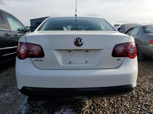 3VWJZ71K68M165950 - 2008 VOLKSWAGEN JETTA S WHITE photo 6