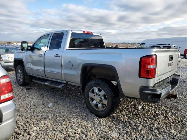 1GT22SEG1HZ216029 - 2017 GMC SIERRA K2500 SLE SILVER photo 2