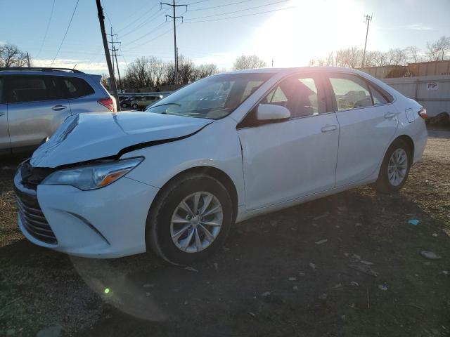 4T4BF1FK6GR584690 - 2016 TOYOTA CAMRY LE WHITE photo 1