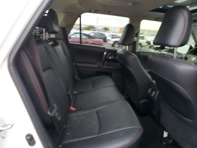 JTEBU5JR7J5536452 - 2018 TOYOTA 4RUNNER SR5/SR5 PREMIUM 白色 照片 10