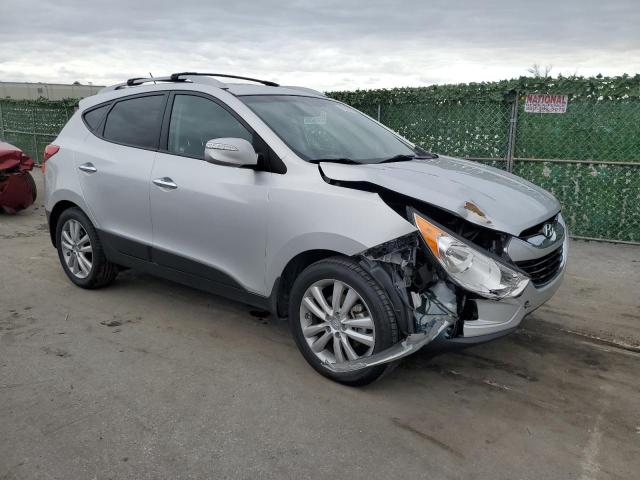 KM8JU3AC3CU362660 - 2012 HYUNDAI TUCSON GLS SILVER photo 4