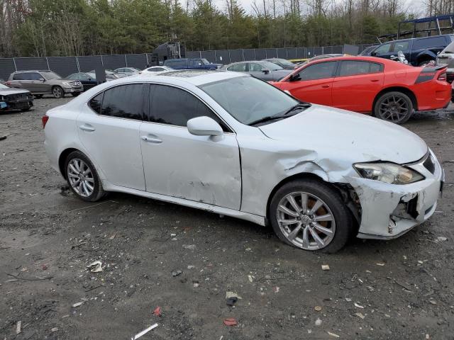 JTHCK262X72013699 - 2007 LEXUS IS 250 WHITE photo 4