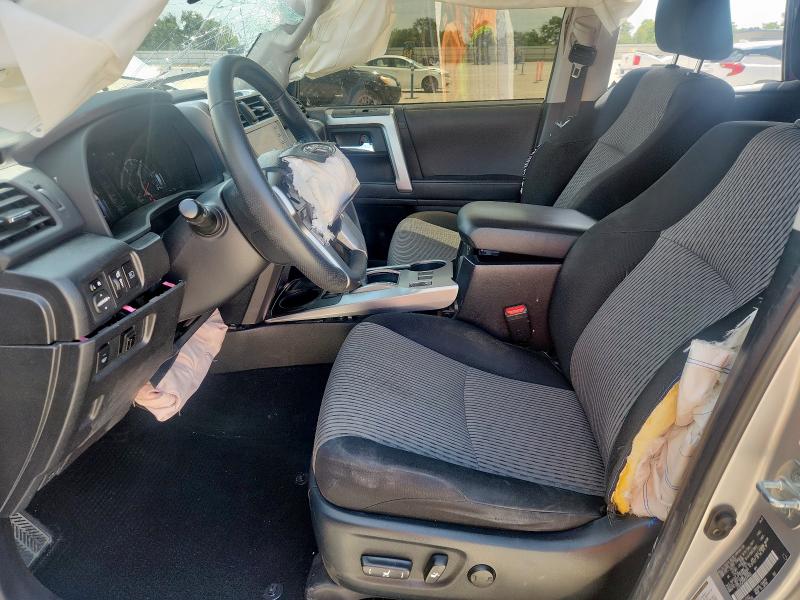 JTEEU5JR5M5249502 - 2021 TOYOTA 4RUNNER SR5 Silber Foto 7