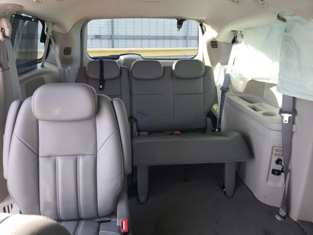 2A8HR54P48R837616 - 2008 CHRYSLER TOWN & COU TOURING GRAY photo 10