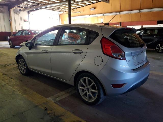 3FADP4EJ9FM208914 - 2015 FORD FIESTA SE SILVER photo 2